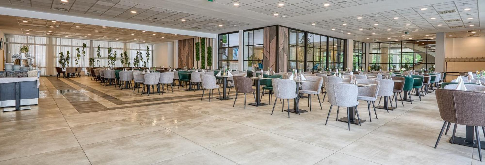 Hotel Szieszta Sopron Exterior photo